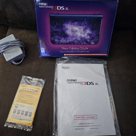 Galaxy Nintendo 3DS XL - Picture 4 of 10
